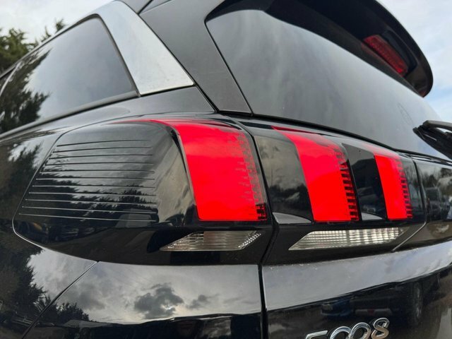 Peugeot 5008 1.2 Puretech Gt Line Premium Suv Eat Eu #32