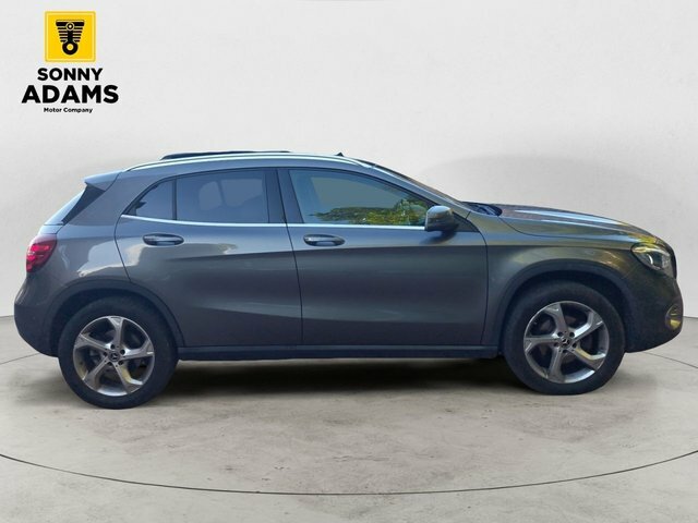 Mercedes-Benz GLA Class 2.1 Gla200d Sport Premium Plus Suv 7G GK68FKO Grey #2