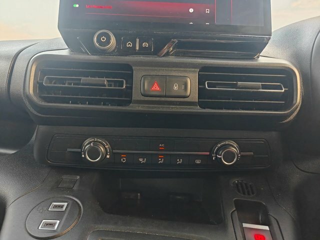 Vauxhall Combo-e Life Mpv Grey #12