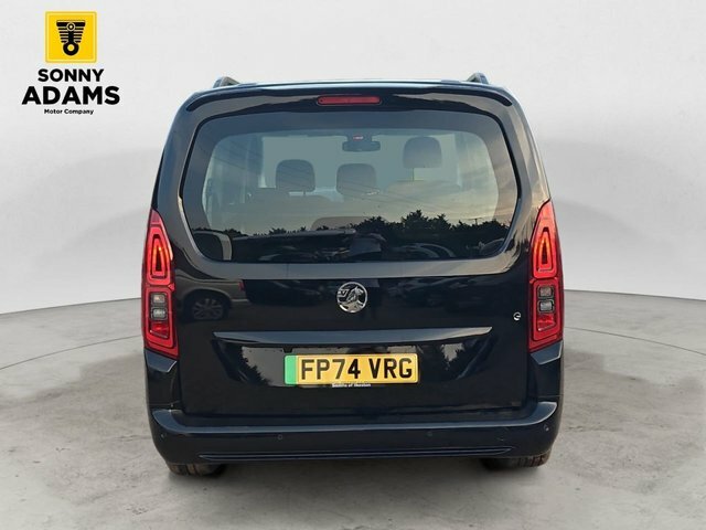 Vauxhall Combo-e Life 52Kwh Design XL Mpv 11 Black #5