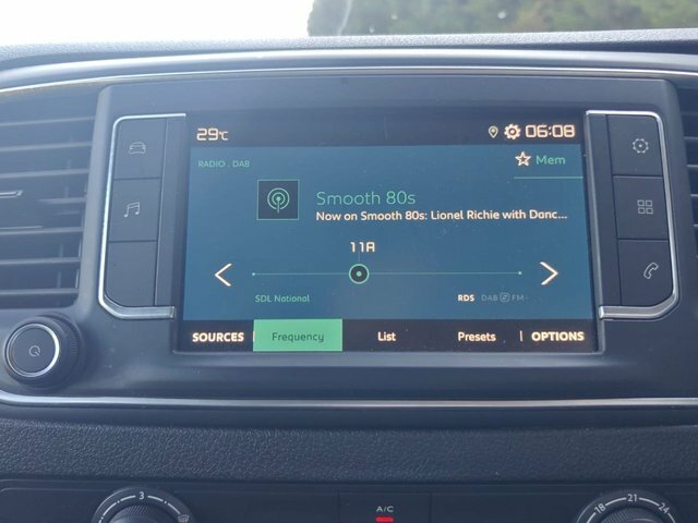 Citroen e-SpaceTourer Mpv Black #31