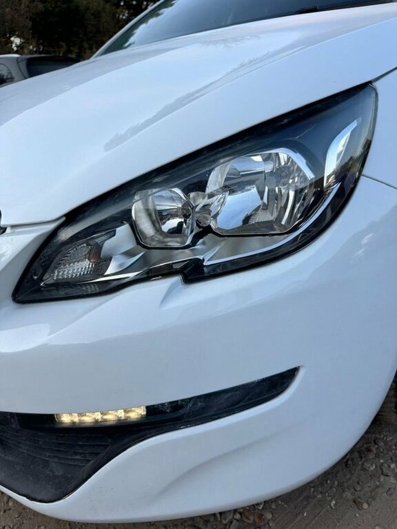 Peugeot 308 Active Silver #28