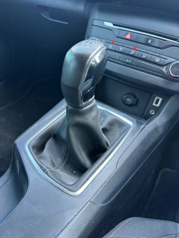 Peugeot 308 Active Silver #25