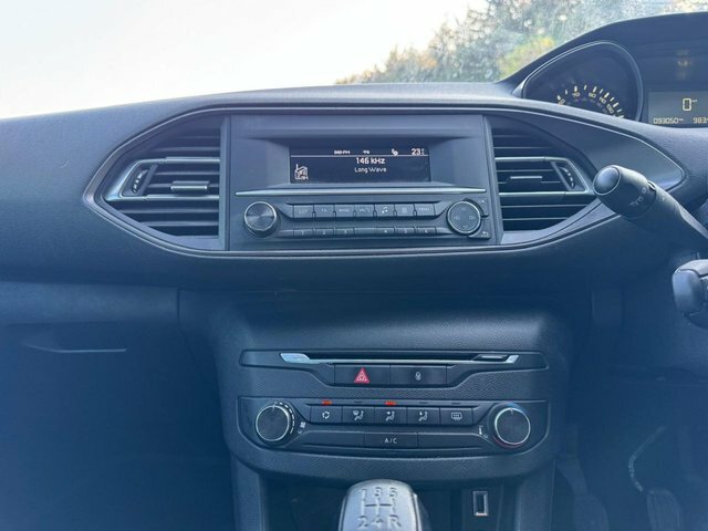 Peugeot 308 Active Silver #17