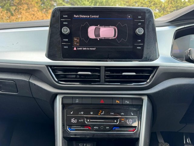 Volkswagen T-Roc Life Grey #17