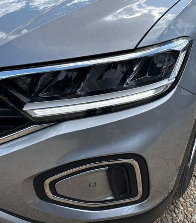 Volkswagen T-Roc Life Grey #26