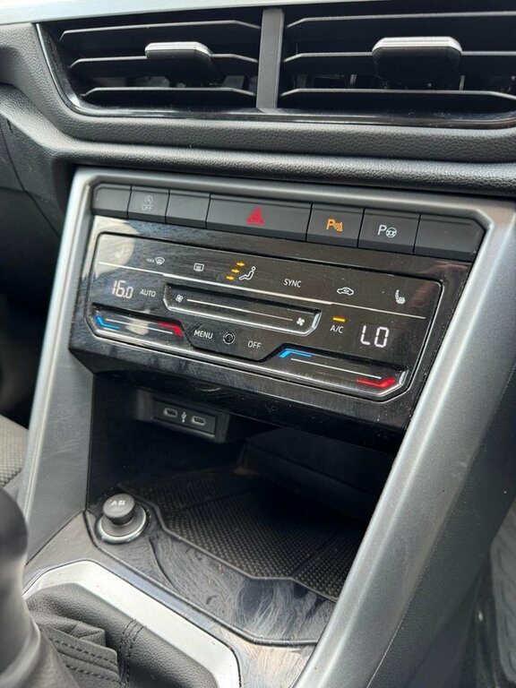 Volkswagen T-Roc Life Grey #21