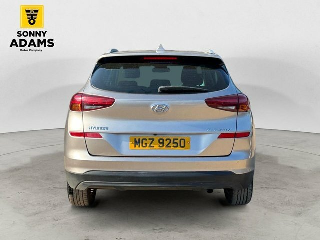 Hyundai Tucson 1.6 Gdi Se Nav Suv Euro 6 S S White #5