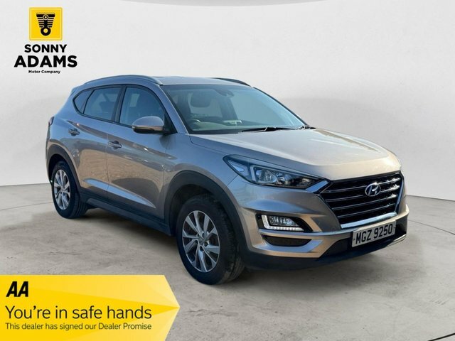 Hyundai Tucson 1.6 Gdi Se Nav Suv Euro 6 S S White