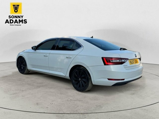 Skoda Superb 2.0 Tdi Se L Executive Hatchback KJ17UGK White #6