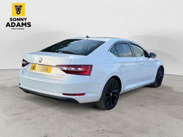 Skoda Superb 2.0 Tdi Se L Executive Hatchback KJ17UGK White #4