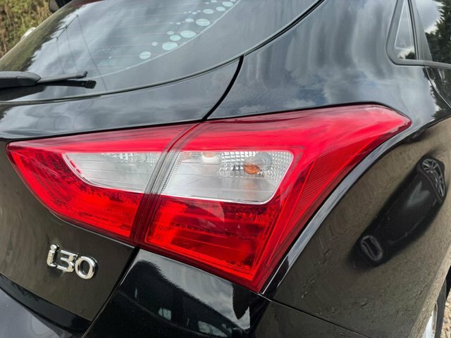 Hyundai I30 Crdi Active Blue Drive Silver #31