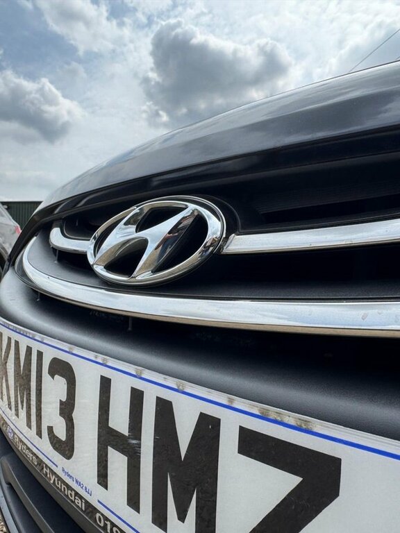 Hyundai I30 Crdi Active Blue Drive Silver #34