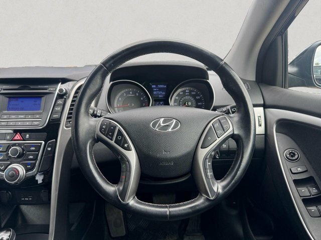 Hyundai I30 Crdi Active Blue Drive Silver #36