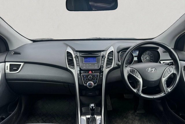Hyundai I30 Crdi Active Blue Drive Silver #9