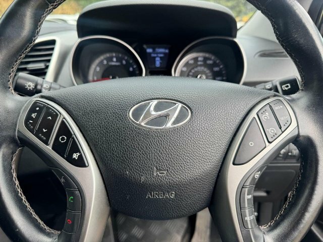 Hyundai I30 Crdi Active Blue Drive Silver #28
