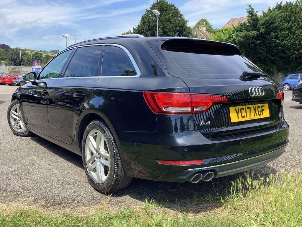 Audi A4 Avant 2L Sport YC17XGF Black #6