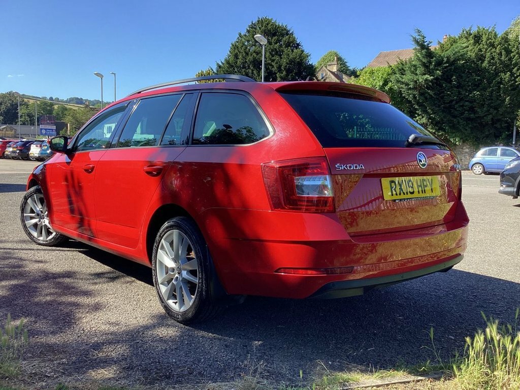 Skoda Octavia 1.6L Se L RX19HPY Red #6