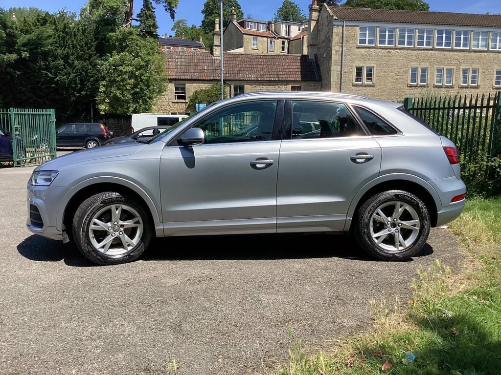 Audi Q3 2L Se AO16VND Silver #5
