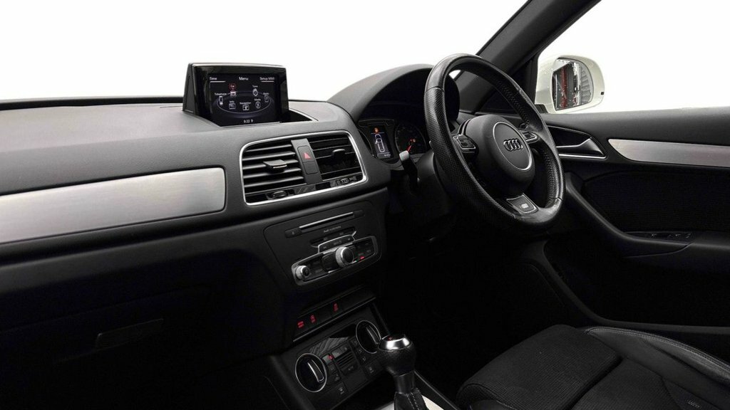 Audi Q3 1.4L S Line White #5