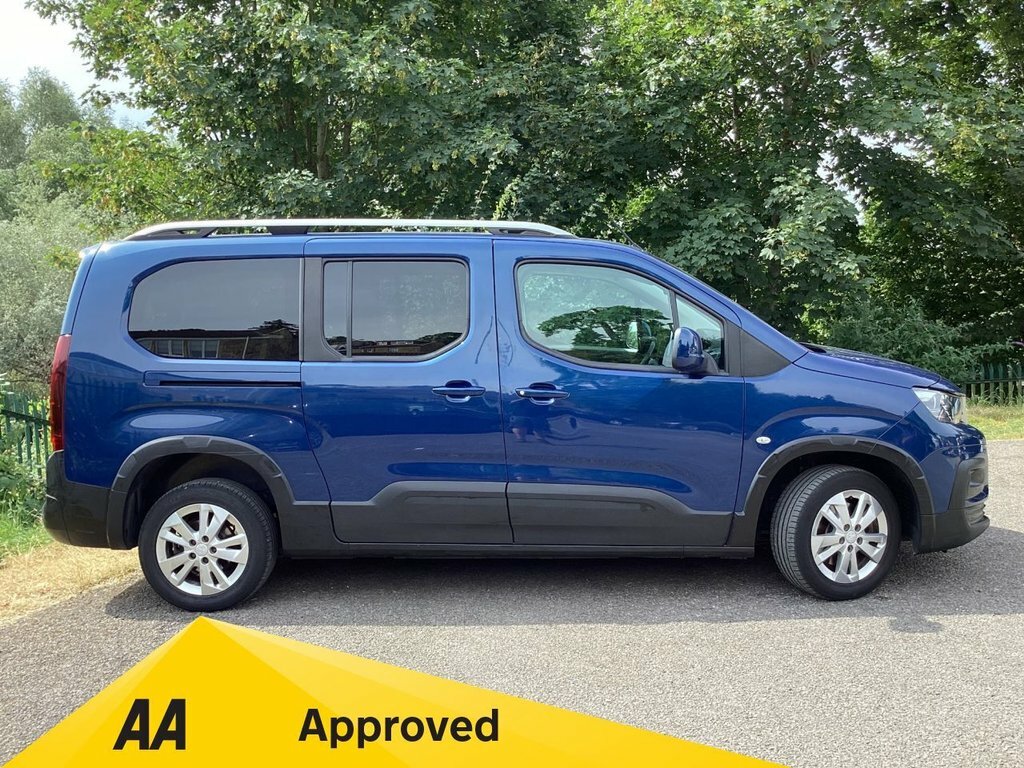 Peugeot Rifter 1.5L Allure Premium Blue #3