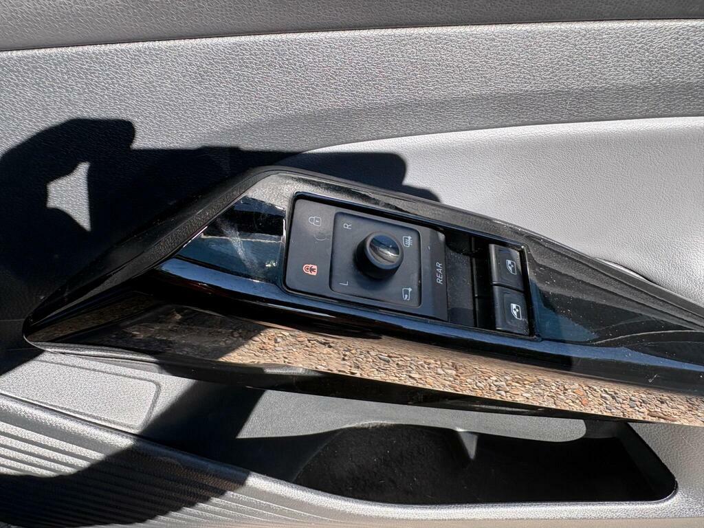 Volkswagen ID.4 109Kw Life Pure 52Kwh Grey #45