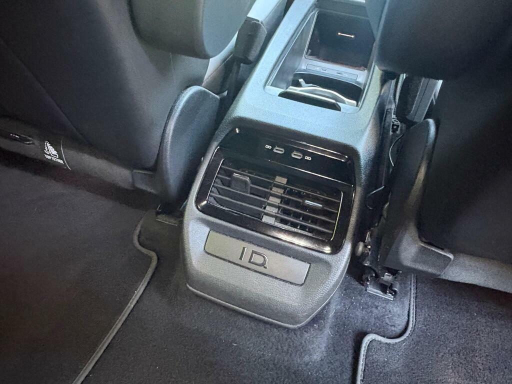Volkswagen ID.4 109Kw Life Pure 52Kwh Grey #25