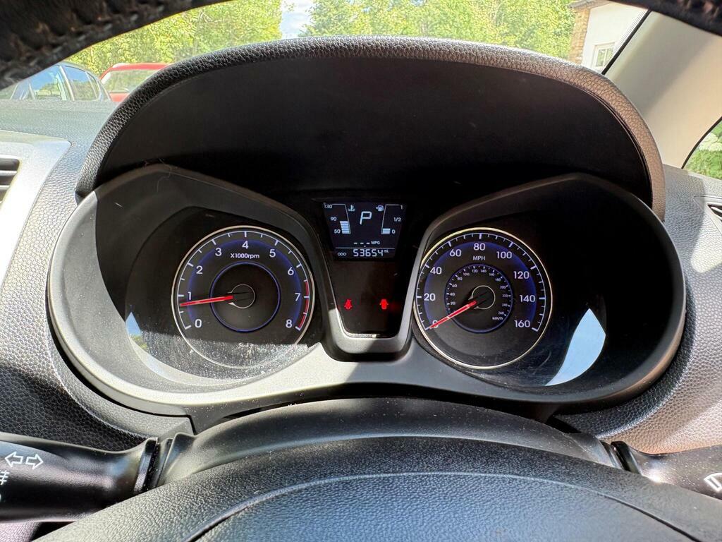 Hyundai Ix20 1.4 Blue Drive Se Hatchback Euro Grey #32