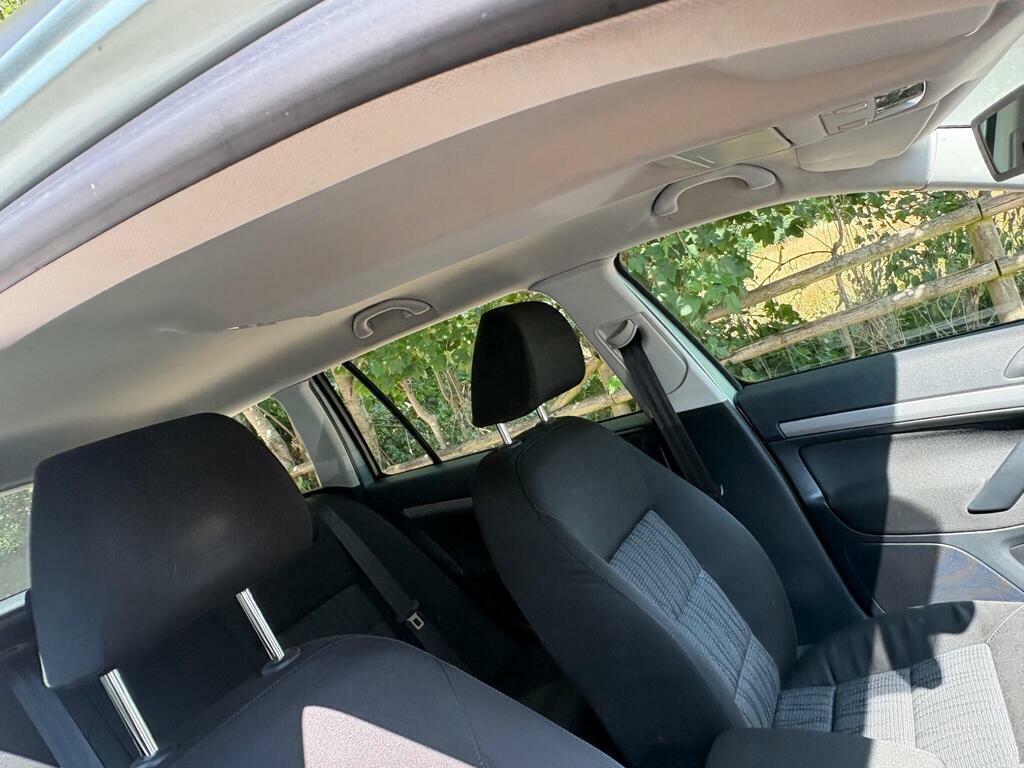 Skoda Octavia Elegance Tsi White #23