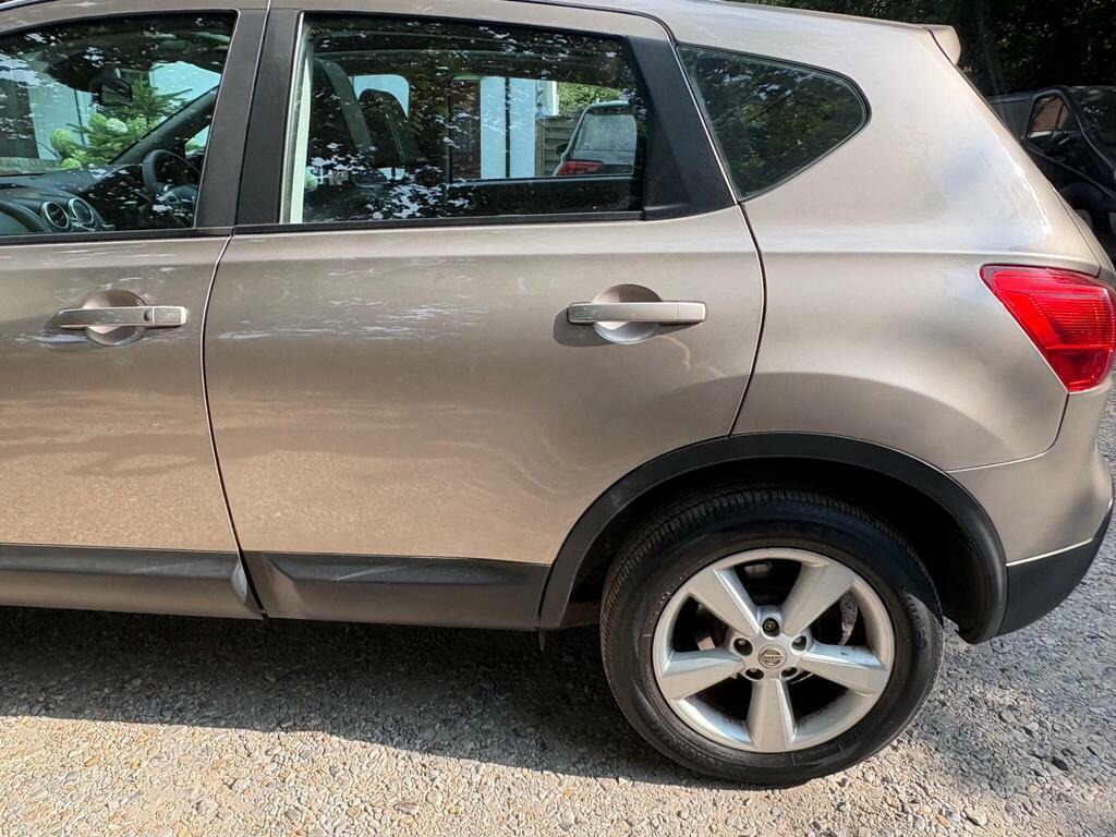 Nissan Qashqai Hatchback Black #43