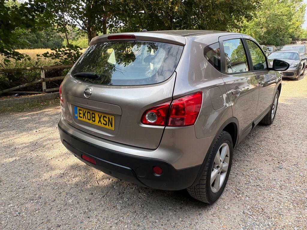 Nissan Qashqai Hatchback Black #15