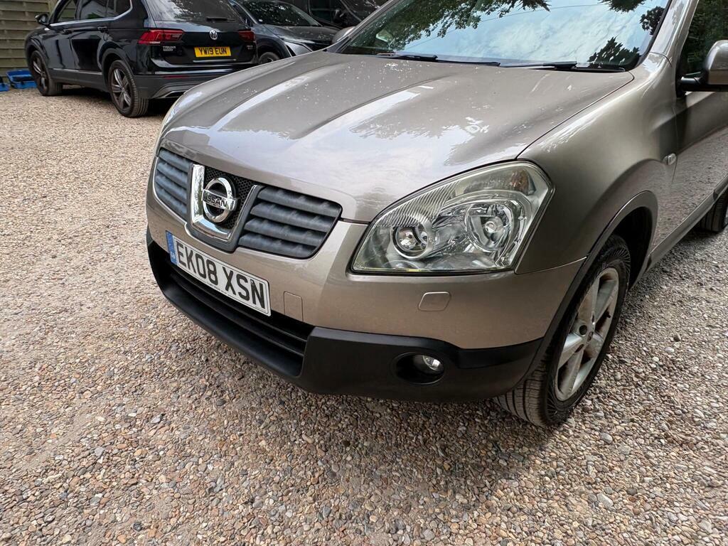 Nissan Qashqai Hatchback Black #4