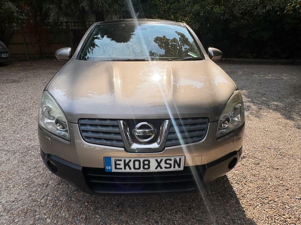 Nissan Qashqai Hatchback Black #3