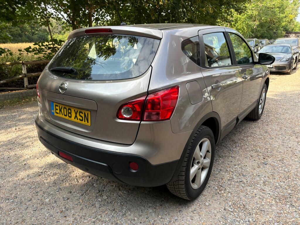 Nissan Qashqai Hatchback Black #14