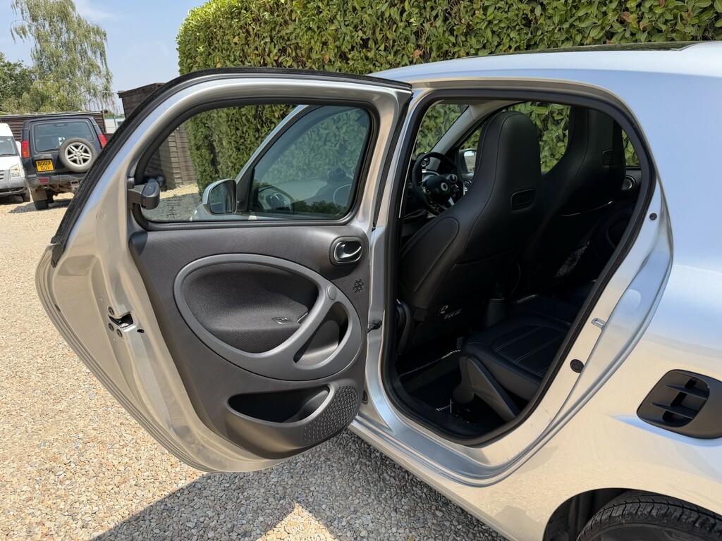 Smart Forfour 1.0 Passion Premium Hatchback Twinami Grey #25