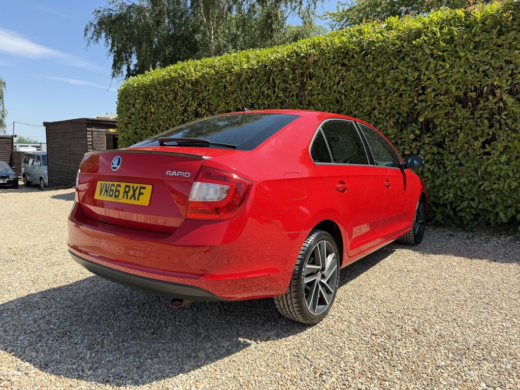 Skoda Rapid 1.2 Tsi 110 Se  #10