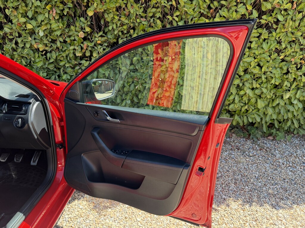 Skoda Rapid 1.2 Tsi 110 Se  #12