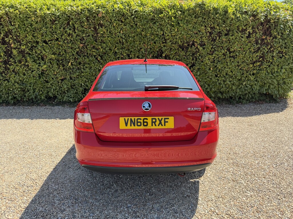 Skoda Rapid 1.2 Tsi 110 Se  #7