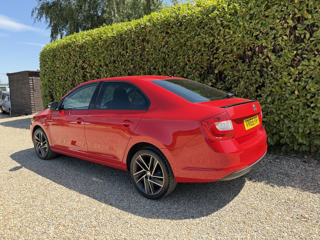 Skoda Rapid 1.2 Tsi 110 Se  #9