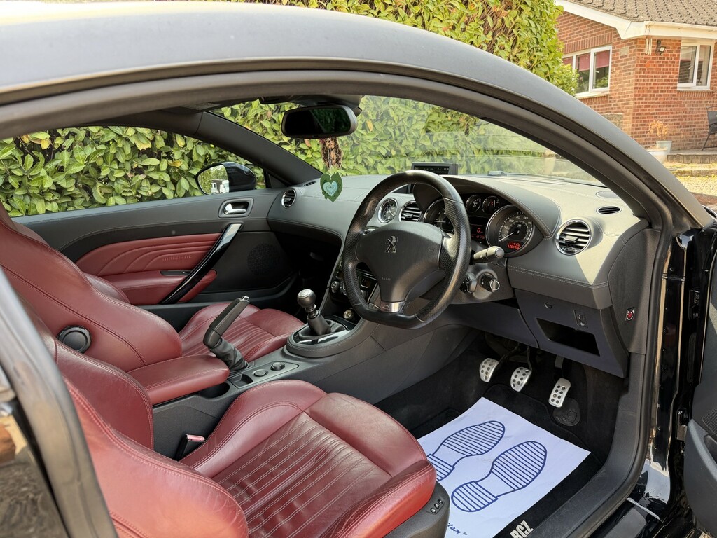 Peugeot RCZ  Black #24