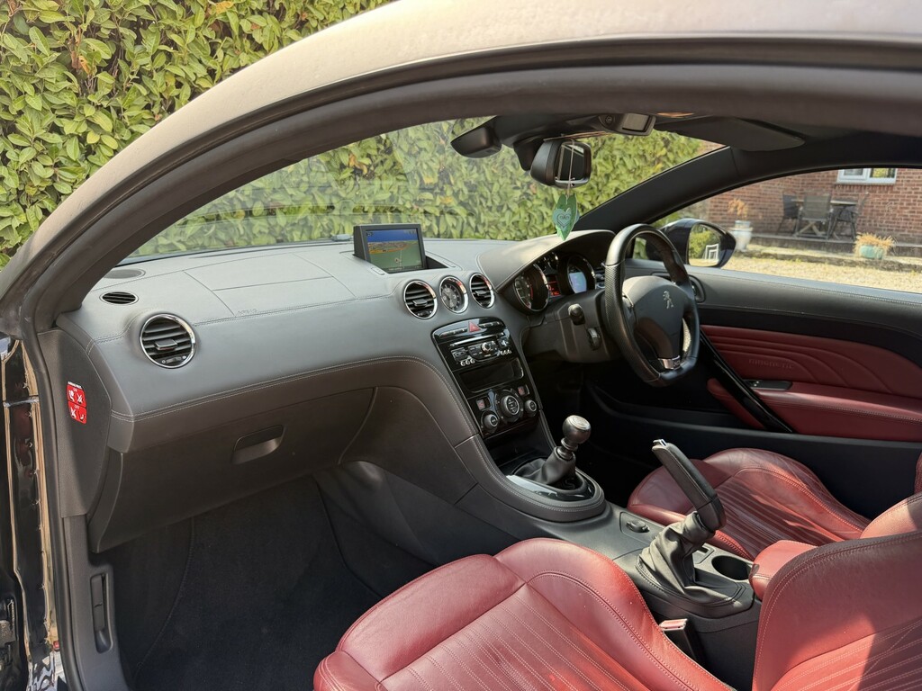 Peugeot RCZ  Black #31
