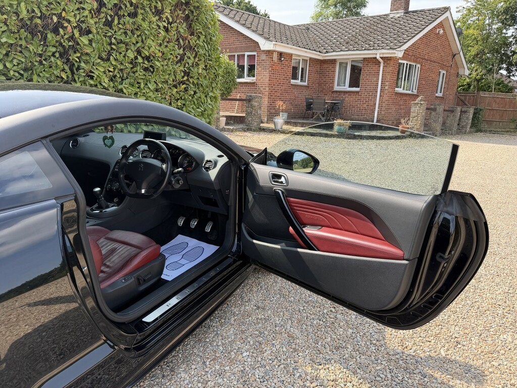Peugeot RCZ  Black #19