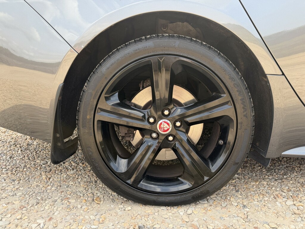 Jaguar XF 2.0D R-sport Blue #24