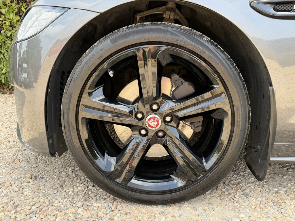 Jaguar XF 2.0D R-sport Blue #26