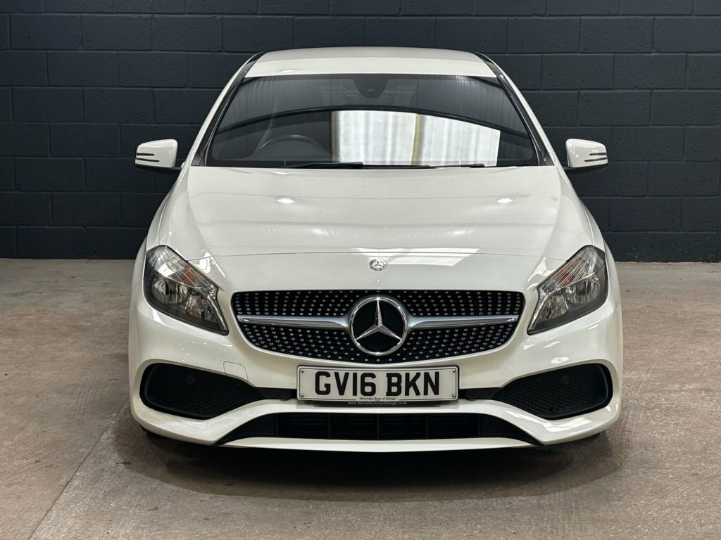 Mercedes-Benz A Class 1.6L Amg Line White #3