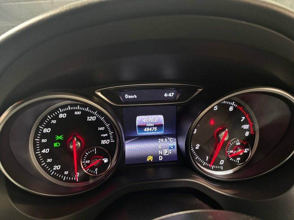 Mercedes-Benz GLA Class 1.6 Gla180 Urban Edition Suv Eur Grey #32
