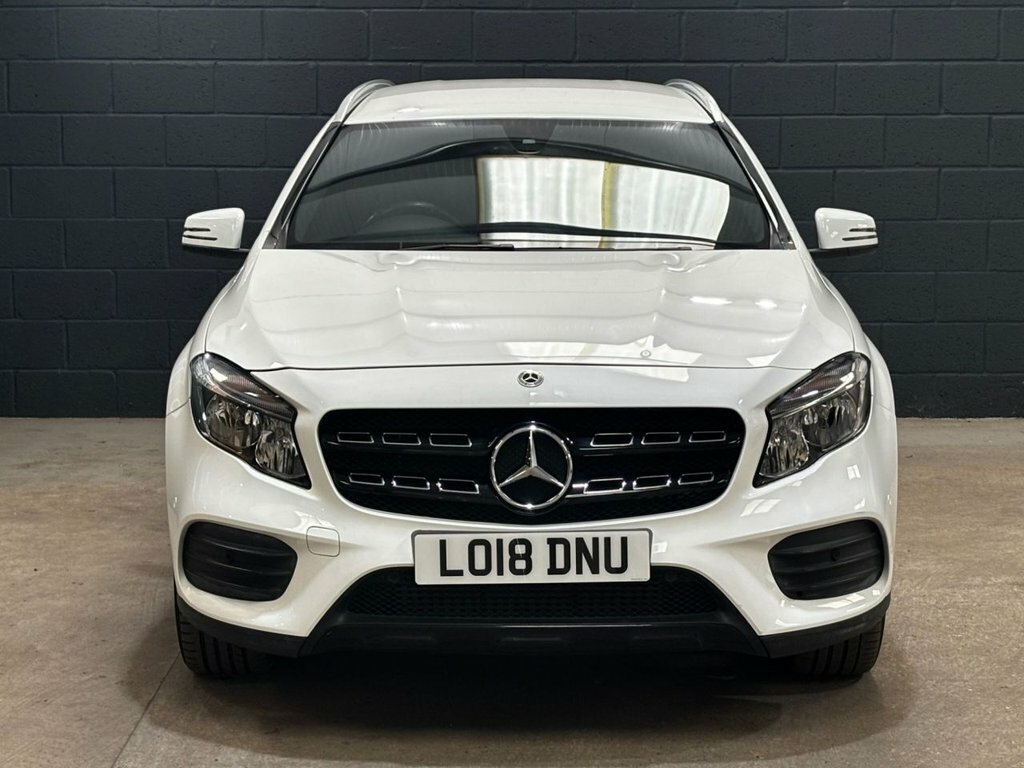 Mercedes-Benz GLA Class 1.6L Amg Line White #3