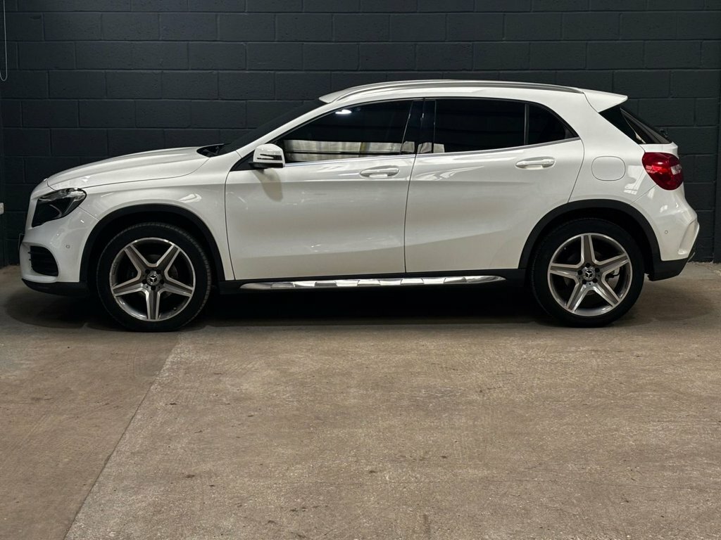 Mercedes-Benz GLA Class 1.6L Amg Line White #6