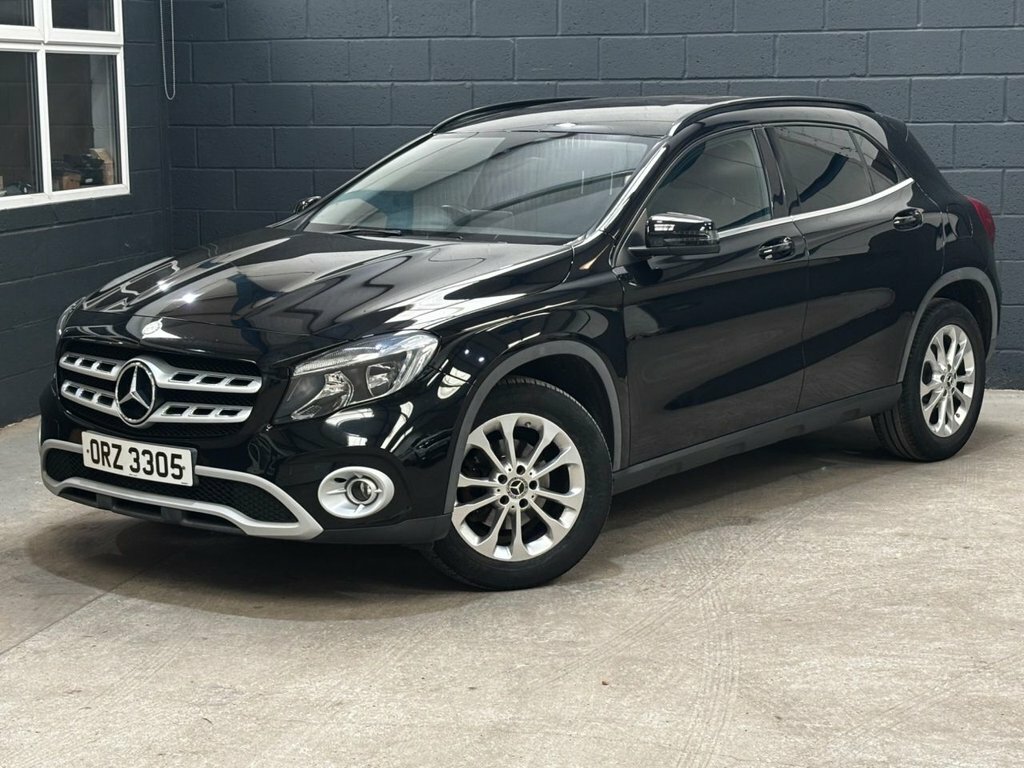 Mercedes-Benz GLA Class 1.6L Se Black #5