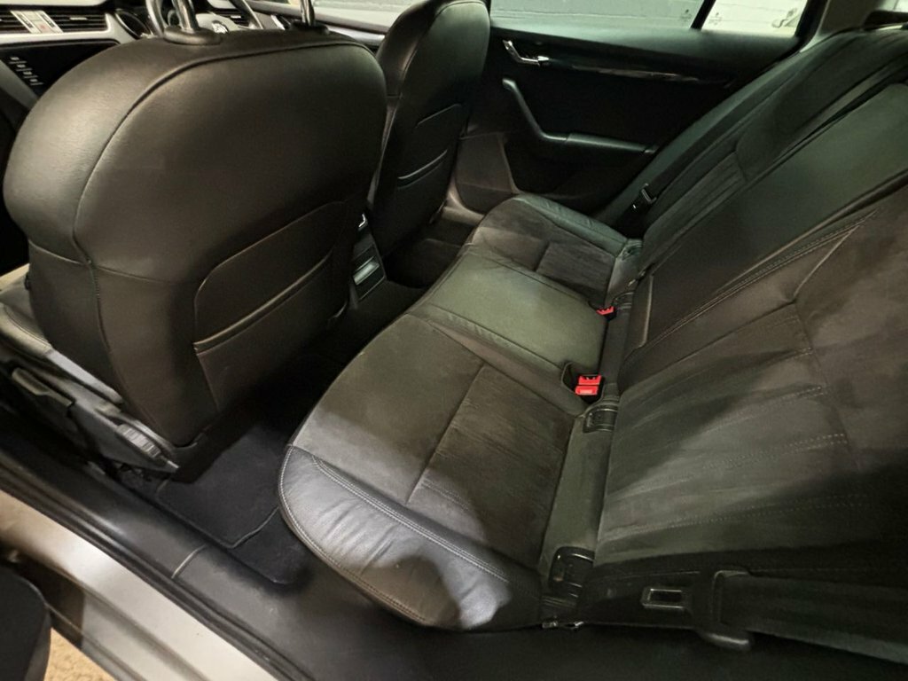 Skoda Octavia Hatchback Grey #20
